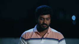 Idhayathai Thirudathey S01E920 28th December 2021 Full Episode