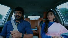 Idhayathai Thirudathey S01E921 28th December 2021 Full Episode