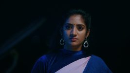 Idhayathai Thirudathey S01E922 29th December 2021 Full Episode