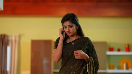 Idhayathai Thirudathey S01E988 9th February 2022 Full Episode