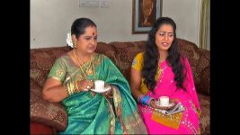 Lakshmi Baramma S01E220 9th November 2013 Full Episode