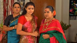 Lakshmi Baramma S01E384 15th May 2014 Full Episode