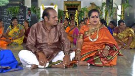 Lakshmi Baramma S01E698 14th May 2015 Full Episode