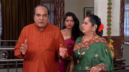 Lakshmi Baramma S01E883 17th December 2015 Full Episode