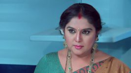 Lakshmi Kalyanam (Star Maa) S05E114 Rajeswari Fakes Concern Full Episode