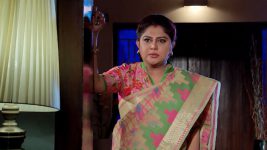 Lakshmi Kalyanam (Star Maa) S05E300 Rajeshwari's Fidgety Behaviour Full Episode