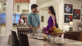 Lek Mazhi Ladki S03E10 Iravati Slaps Siddhant! Full Episode