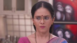 Lek Mazhi Ladki S03E21 Iravati's Pack of Lies Full Episode