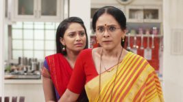 Lek Mazhi Ladki S05E03 Iravati Slaps Lokhande Full Episode