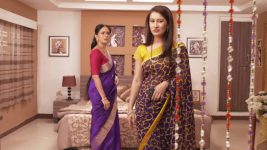 Lek Mazhi Ladki S07E07 Sanika Insults Iravati Full Episode