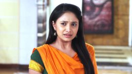 Lek Mazhi Ladki S07E37 Saket Avoids Meera Full Episode