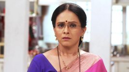 Lek Mazhi Ladki S09E01 Iravati To Find Out About Saket Full Episode