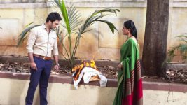 Lek Mazhi Ladki S09E03 Saket Destroys The Gift Full Episode