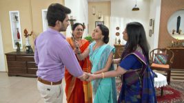 Lek Mazhi Ladki S12E28 Meera Slaps Saket Full Episode