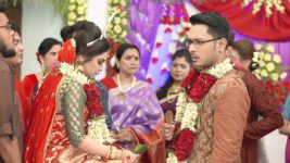 Mayar Badhon S02E09 Riddhi, Gunja Come Face To Face Full Episode