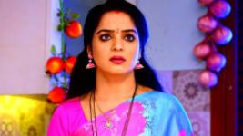 Oohalu Gusagusalade S01E197 24th December 2021 Full Episode