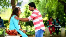 Pagal Nilavu S02E33 Prabhakaran Robs Test Papers Full Episode