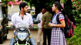 Pagal Nilavu S02E38 Tamizhselvi Wants Karthik's Help Full Episode