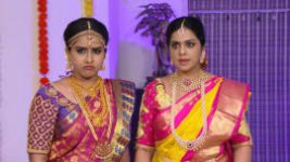 Raktha Sambandam S01E438 25th October 2019 Full Episode