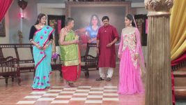 Sashirekha Parinayam S12E13 Sashi Tackles Irendri Full Episode