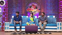 Sirippuda S03E32 Kadhal Kan Kattudhe Crew Visit Full Episode