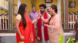 Thikpyanchi Rangoli S01 E368 Netra Forbids Apurva