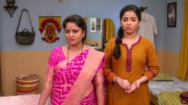 Thikpyanchi Rangoli S01 E386 Aparna, Prachi Get Insecure