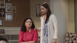 Tuzech Mi Geet Gaat Aahe S01 E177 Monica Stirs Trouble for Swara