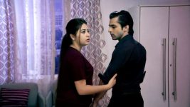 Yeh Hai Mohabbatein S35E17 Ruhi, Sohail In a Room! Full Episode