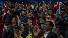 The Kapil Sharma Show S02 E293 Purane Gaano Ki Mehfil