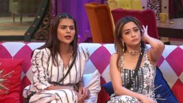 Bigg Boss (Colors tv) S16 E110 Priyanka-Tina turn against Shalin