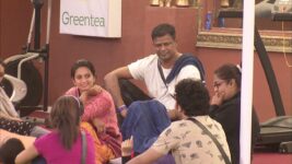 Bigg Boss Kannada S04 E02 Contestants in chill mode!