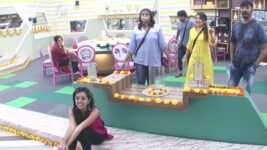 Bigg Boss Kannada S04 E23 Nightshift Day 22: The 'Vangi Bath' saga