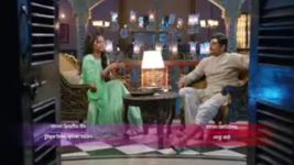 Kena Bou (Bengali) S01 E68 Virendra surprises Purobi!