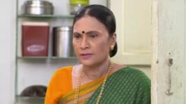 Chotya Bayochi Mothi Swapna S01 E124 Prayatna