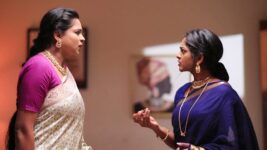 Lakshana S01 E403 Nakshatra gets the pen drive