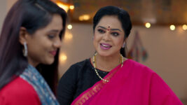 Madhuranagarilo (Star Maa) S01 E03 Madhura's Plea to Radha