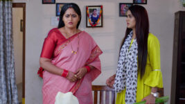 Madhuranagarilo (Star Maa) S01 E13 Bhagyam Pleads Radha