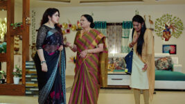 Malli Nindu Jabili S01 E310 Vasundhara Looses Her Cool