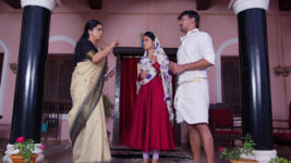 Madhuranagarilo (Star Maa) S01 E24 Vishwanadh Has a Plan