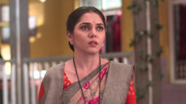 Thikpyanchi Rangoli S01 E478 Manasi's Makes a Decision