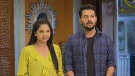 Aai Kuthe Kay Karte S01 E1005 Veena Speaks Up for Anirudh