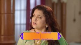 Tharala Tar Mag S01 E146 Sayali Is Distressed