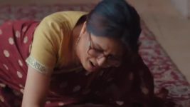 Yeh Hai Chahatein S02 E214 Preesha Tends to Rudraksh