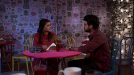 Thikpyanchi Rangoli S01 E526 Where are Apurva, Shashank?