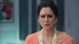 Yeh Hai Chahatein S02 E230 Preesha Hides the Truth