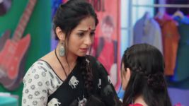 Yeh Hai Chahatein S02 E560 Rudraksh, Preesha in Predicament