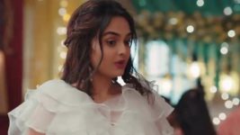 Yeh Hai Chahatein S02 E699 Preesha Risks Her Life