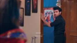 Parineeti (Colors tv) S01 E413 Rakesh is reluctant