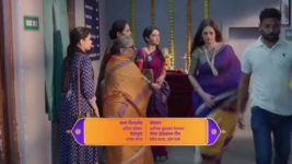 Aboli (star pravah) S01 E530 Aboli Fights Ferociously